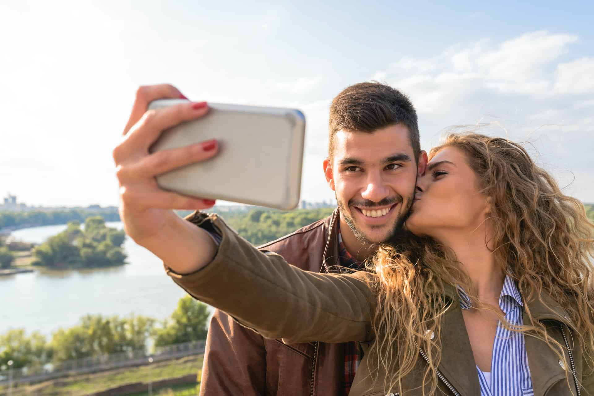 Sentez vous bien ensemble grâce à la thérapie relationnelle pour couple