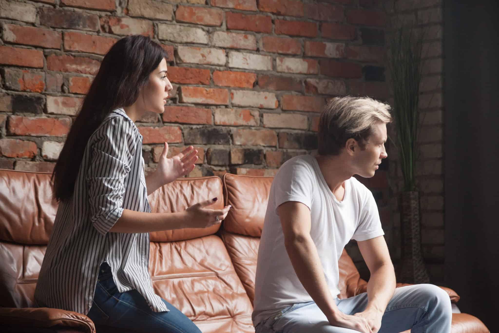 Insatisfaction relationnelles dans le conflit? Thérapie de couple